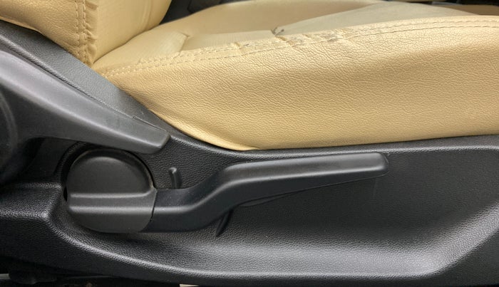 2021 Honda City 1.5L I-VTE V CVT, Petrol, Automatic, 59,792 km, Driver Side Adjustment Panel