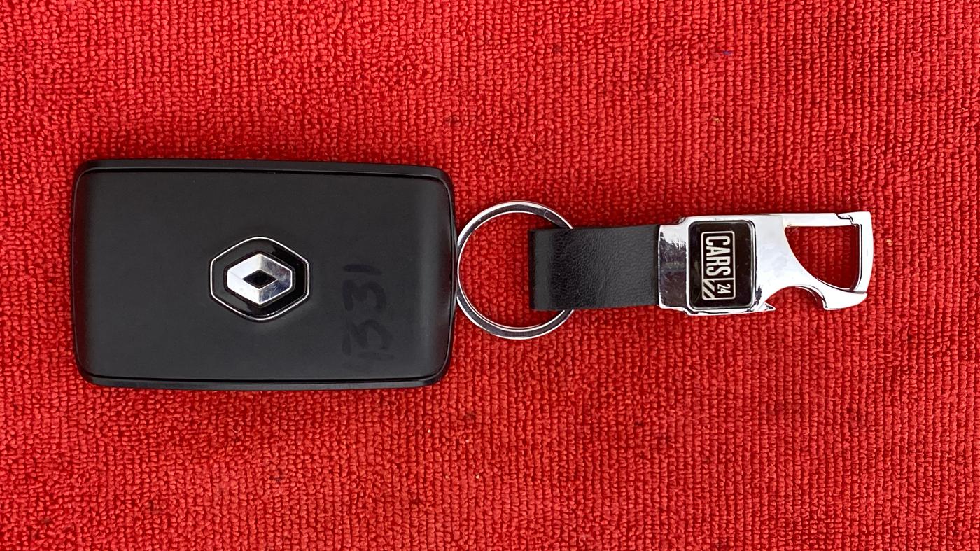 2022 Renault Kiger RXZ AMT, Petrol, Automatic, 4,309 km, Key Close Up