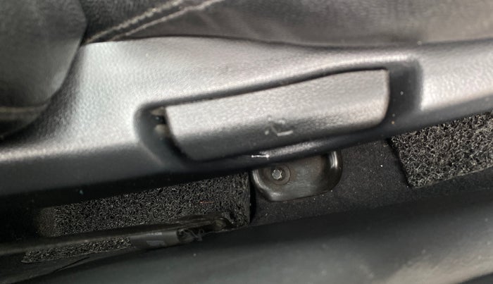 2016 Hyundai Grand i10 SPORTZ 1.2 KAPPA VTVT, Petrol, Manual, 50,064 km, Driver Side Adjustment Panel