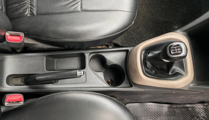 2016 Hyundai Grand i10 SPORTZ 1.2 KAPPA VTVT, Petrol, Manual, 50,064 km, Gear Lever