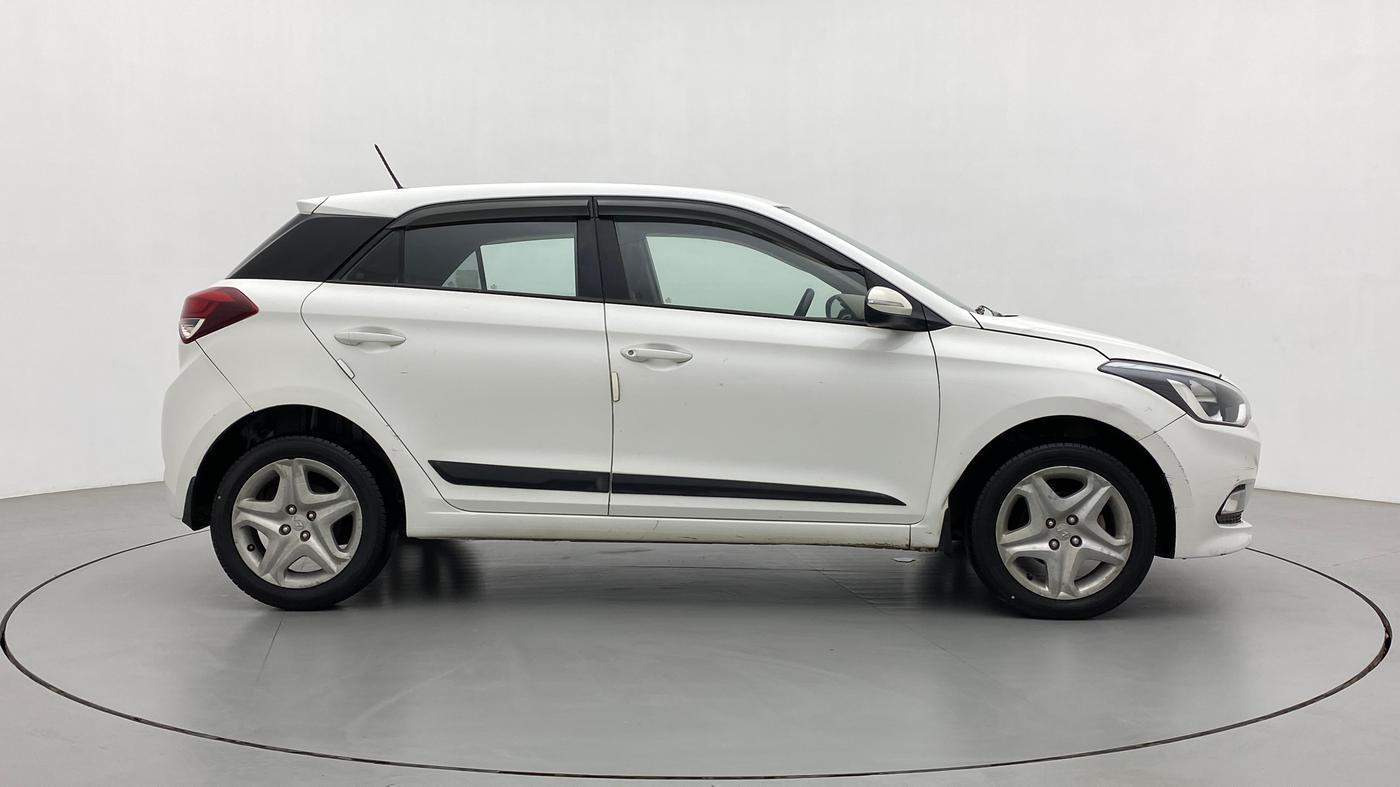 2017 Hyundai Elite i20 ASTA 1.4 CRDI, Diesel, Manual, 1,16,263 km, Right Side View
