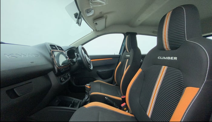 2021 Renault Kwid CLIMBER 1.0 (O), Petrol, Manual, 59,221 km, Right Side Front Door Cabin