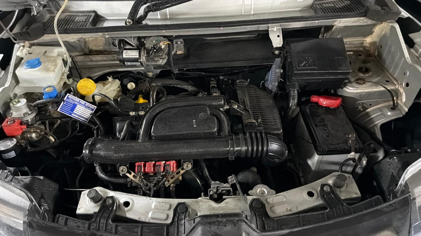 2024 Renault Kwid CLIMBER MT 1.0, CNG, Manual, 9,942 km, Engine View