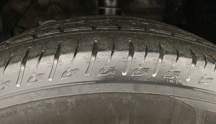 2022 Maruti Vitara Brezza ZXI PLUS, Petrol, Manual, 94,248 km, Left Front Tyre Tread