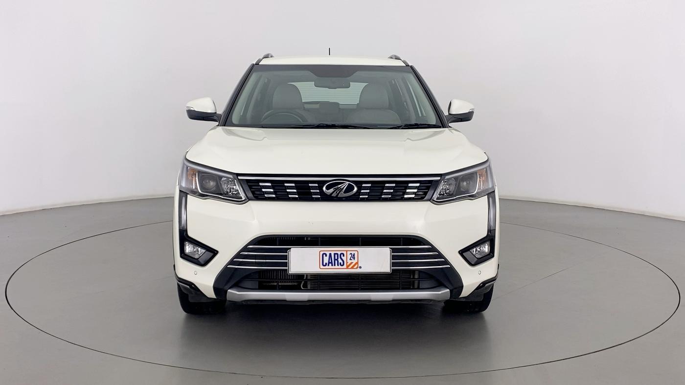 2022 Mahindra XUV300 W8 (O) AT, Petrol, Automatic, 20,094 km, Front