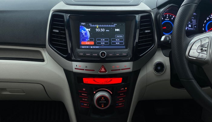 2022 Mahindra XUV300 W8 (O) AT, Petrol, Automatic, 20,094 km, Air Conditioner