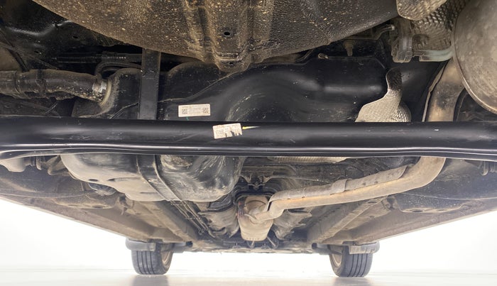 2022 Mahindra XUV300 W8 (O) AT, Petrol, Automatic, 20,094 km, Rear Underbody