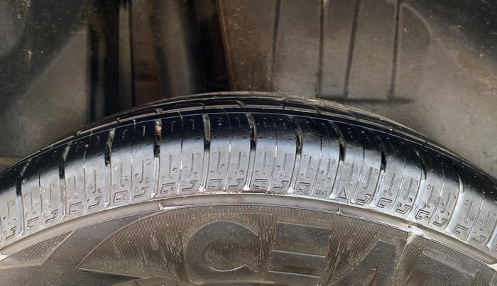 2021 Maruti Dzire ZXI Plus, Petrol, Manual, 70,133 km, Right Rear Tyre Tread