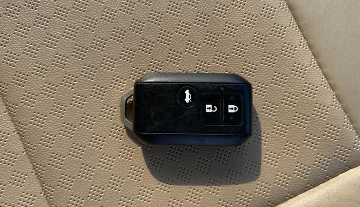 2021 Maruti Dzire ZXI Plus, Petrol, Manual, 70,133 km, Key Close Up