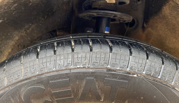 2021 Maruti Dzire ZXI Plus, Petrol, Manual, 70,133 km, Left Front Tyre Tread