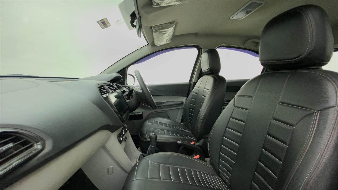 2021 Tata Tiago XE PETROL, Petrol, Manual, 26,368 km, Right Side Front Door Cabin