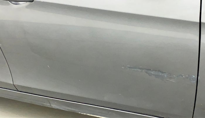 2021 Tata Tiago XE PETROL, Petrol, Manual, 26,368 km, Driver-side door - Slightly dented