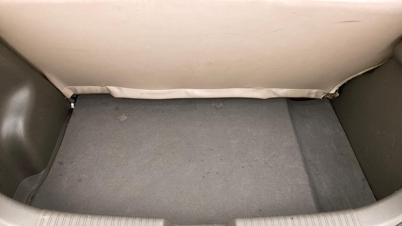 2016 Hyundai i10 MAGNA 1.1 IRDE2, Petrol, Manual, 13,851 km, Boot Inside