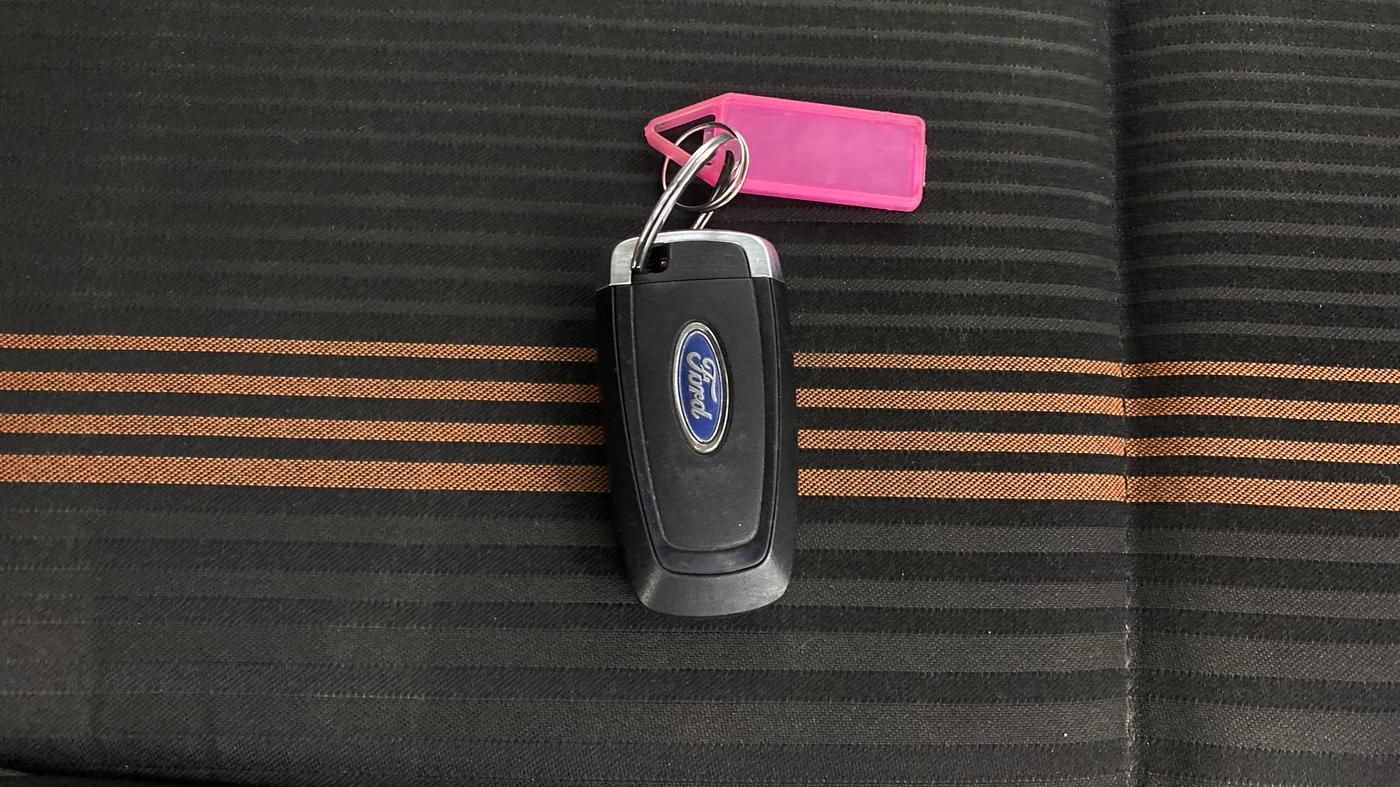 2021 Ford Ecosport TITANIUM 1.5 SPORTS(SUNROOF) PETROL, Petrol, Manual, 50,070 km, Key Close Up