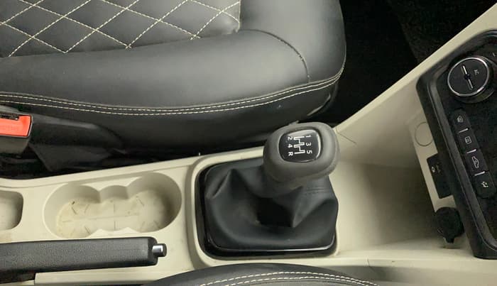 2022 Tata Tiago XZ PLUS CNG, CNG, Manual, 27,971 km, Gear Lever