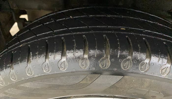 2022 Tata Tiago XZ PLUS CNG, CNG, Manual, 27,971 km, Right Rear Tyre Tread