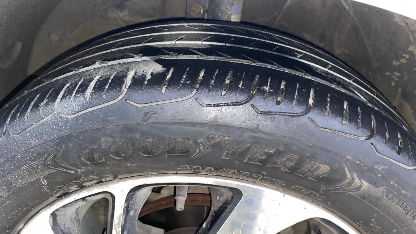 2021 Maruti Baleno ZETA CVT PETROL 1.2, Petrol, Automatic, 1,04,580 km, Left Front Tyre Tread