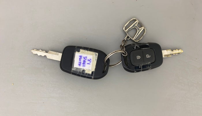 2019 Renault Kwid RXT 1.0 (O), Petrol, Manual, 5,890 km, Key Close Up