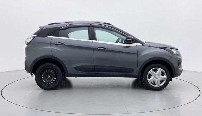 2021 Tata NEXON XZ PETROL, Petrol, Manual, 28,765 km, Right Side View