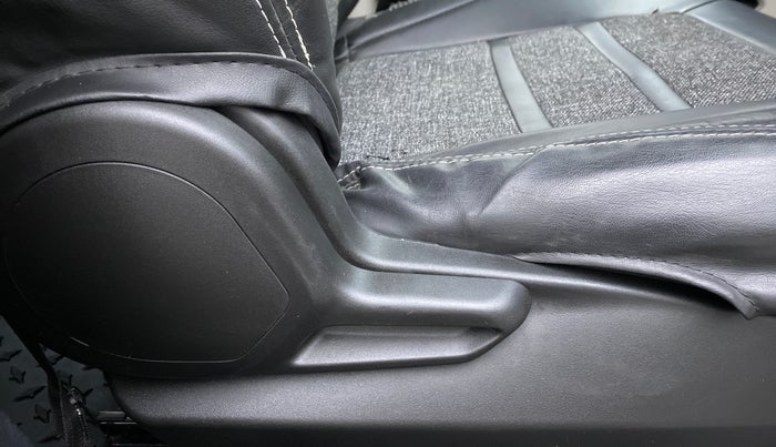 2021 Tata NEXON XZ PETROL, Petrol, Manual, 28,765 km, Driver Side Adjustment Panel