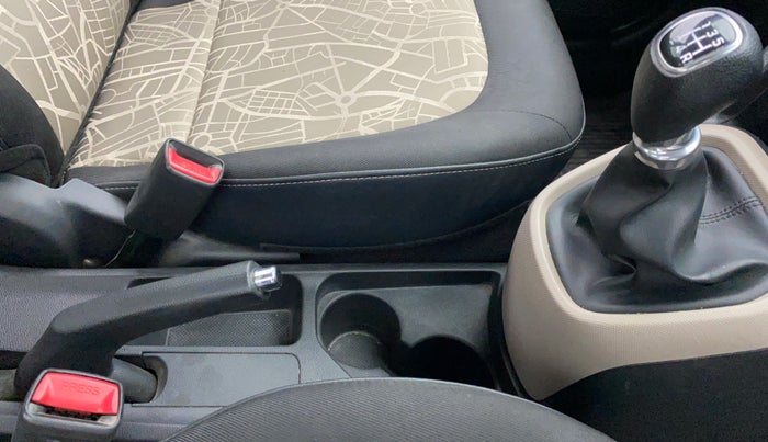 2016 Hyundai Grand i10 SPORTS 1.2 VTVT, Petrol, Manual, 25,407 km, Gear Lever