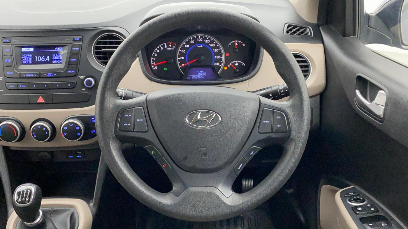 2016 Hyundai Grand i10 SPORTS 1.2 VTVT, Petrol, Manual, 25,407 km, Steering Wheel