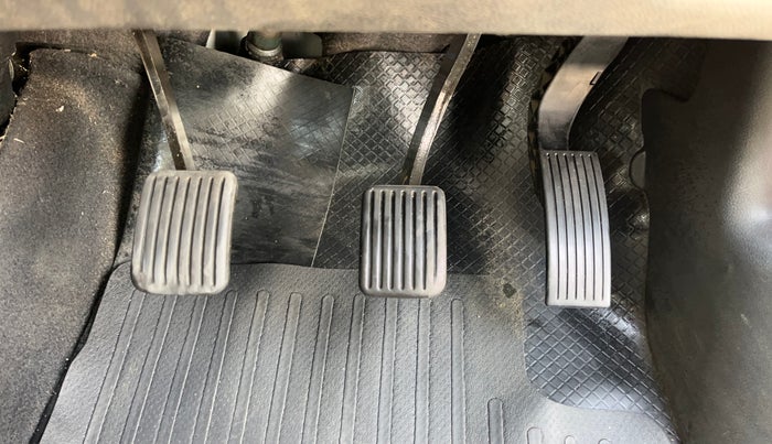 2019 Hyundai Grand i10 ASTA 1.2 KAPPA VTVT, Petrol, Manual, 1,04,358 km, Pedals