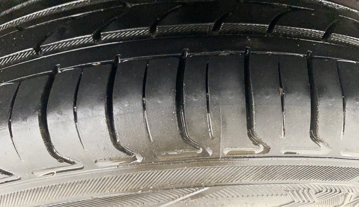 2018 Tata Tiago XZ PETROL, Petrol, Manual, 75,156 km, Right Rear Tyre Tread