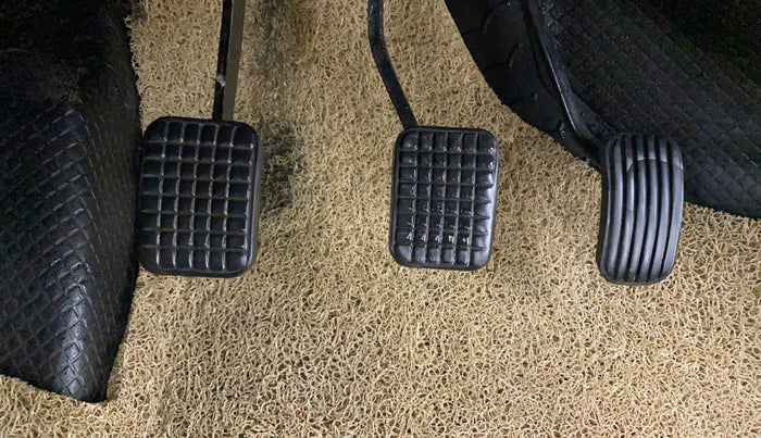 2018 Tata Tiago XZ PETROL, Petrol, Manual, 75,156 km, Pedals