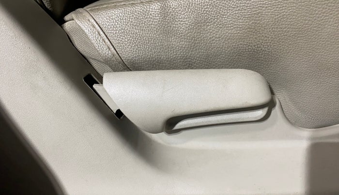 2019 Maruti Celerio ZXI, Petrol, Manual, 43,824 km, Driver Side Adjustment Panel