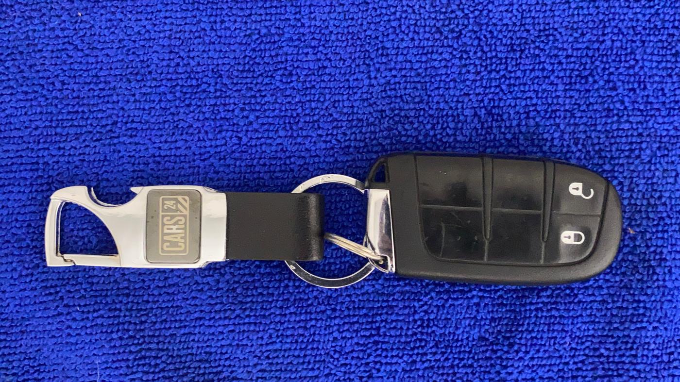 2019 Jeep Compass LIMITED PLUS PETROL AT, Petrol, Automatic, 37,803 km, Key Close Up