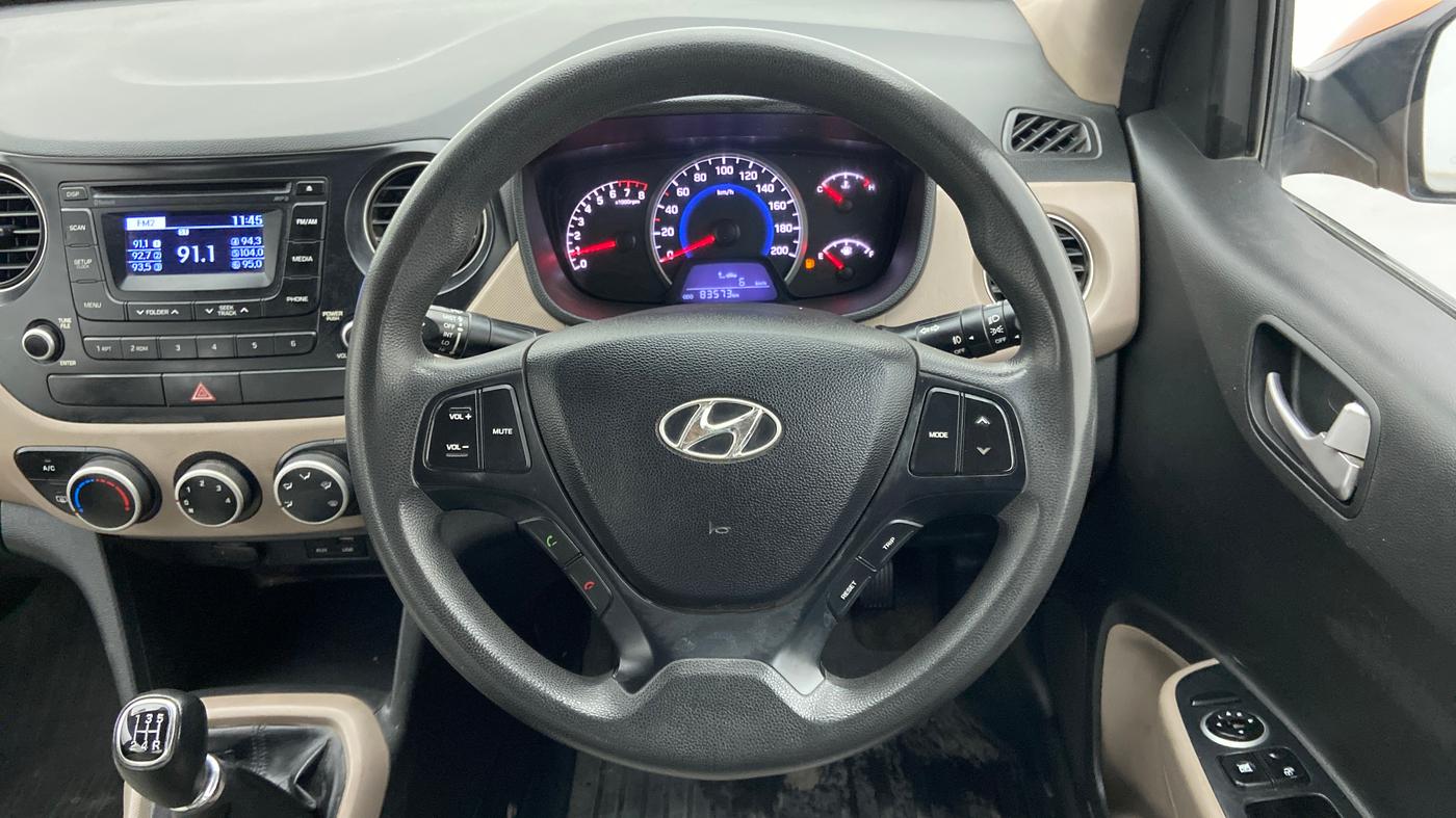2016 Hyundai Grand i10 SPORTZ 1.2 KAPPA VTVT, Petrol, Manual, 83,573 km, Steering Wheel Close Up