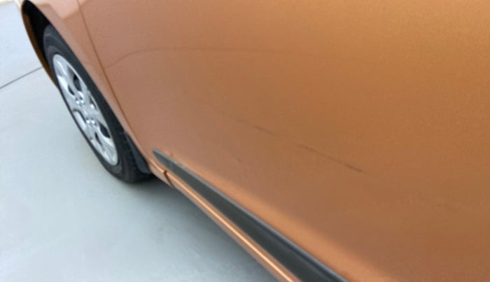 2016 Hyundai Grand i10 SPORTZ 1.2 KAPPA VTVT, Petrol, Manual, 83,573 km, Front passenger door - Slightly dented