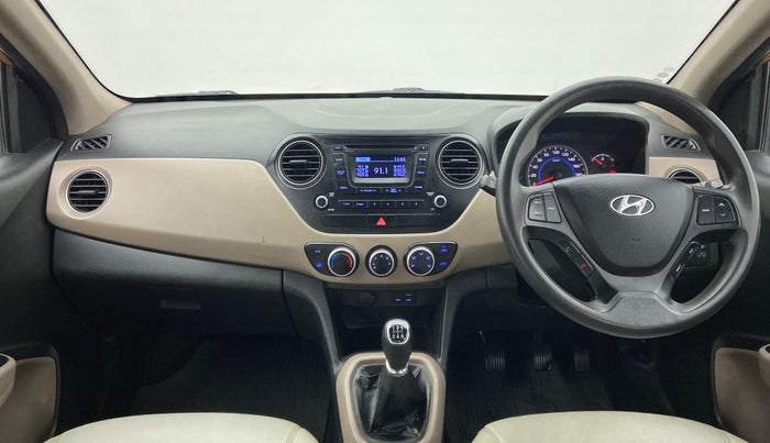 2016 Hyundai Grand i10 SPORTZ 1.2 KAPPA VTVT, Petrol, Manual, 83,573 km, Dashboard