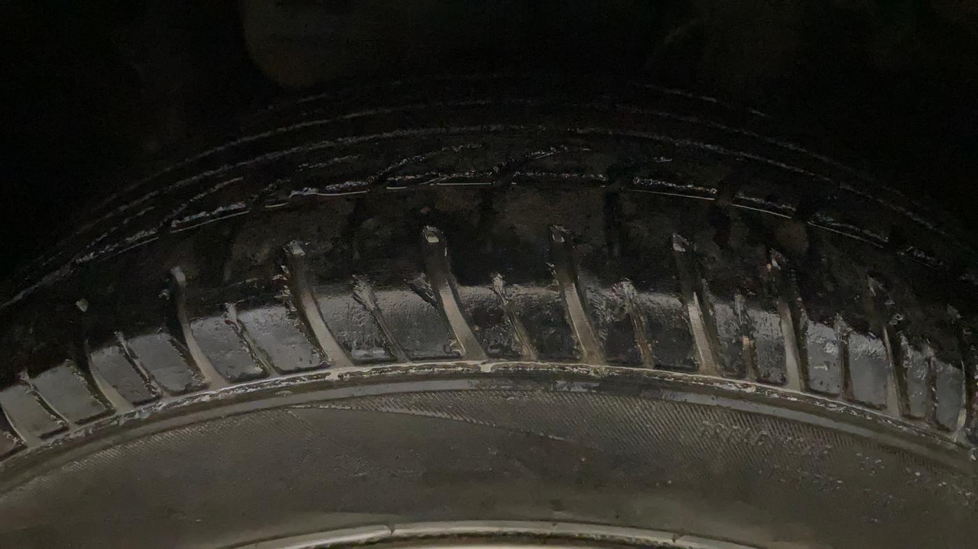 2018 Hyundai Elite i20 MAGNA EXECUTIVE 1.2, Petrol, Manual, 1,11,458 km, Left Front Tyre Tread