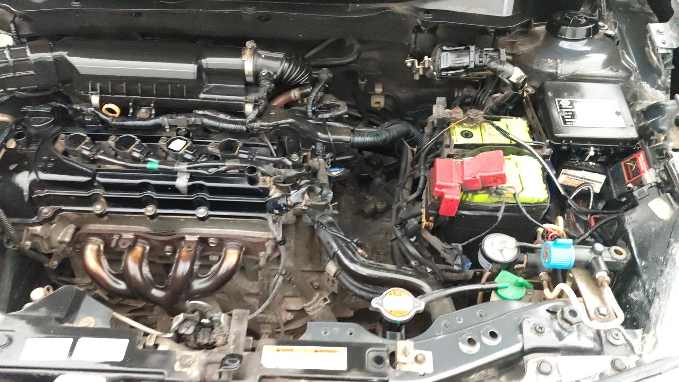2018 Maruti Dzire VXI, CNG, Manual, 94,982 km, Engine View - Left