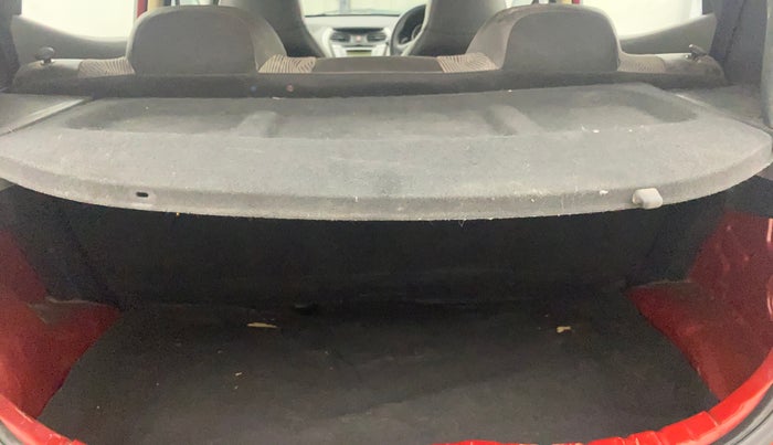 2013 Hyundai Eon MAGNA +, Petrol, Manual, 43,596 km, Boot Inside