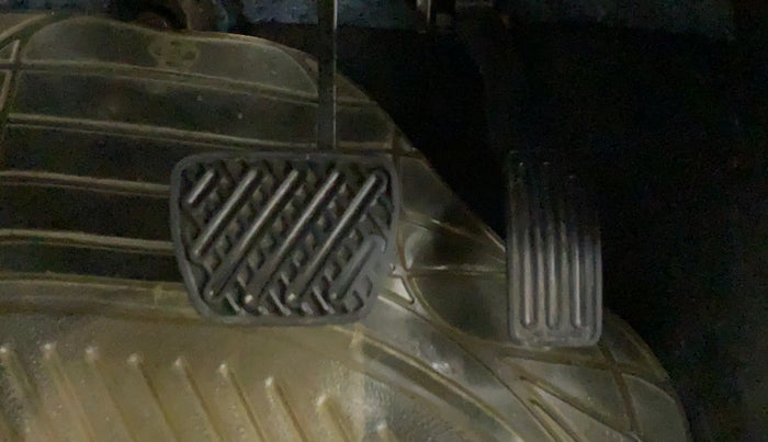 2018 Nissan Micra XV CVT, Petrol, Automatic, 39,878 km, Pedals