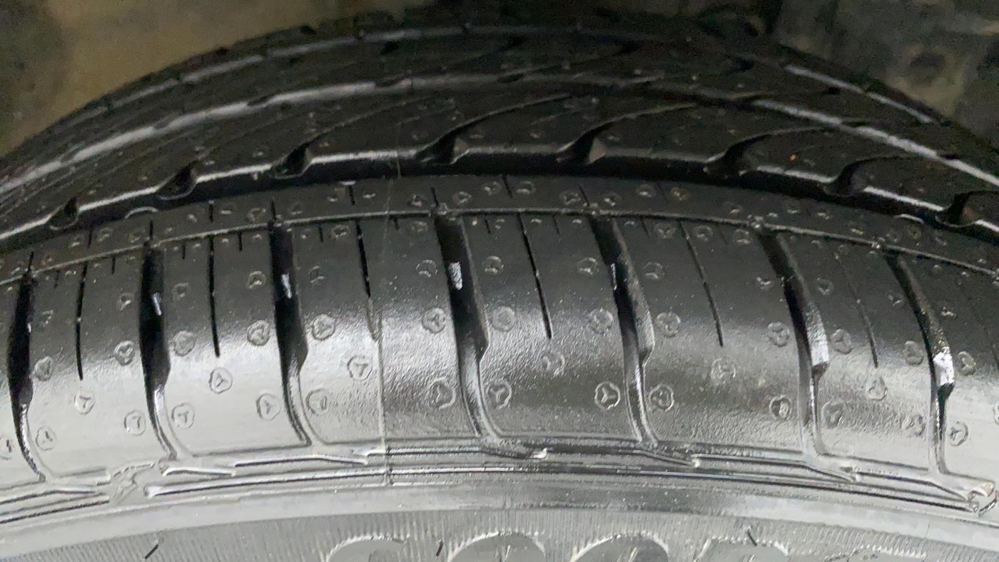 2018 Nissan Micra XV CVT, Petrol, Automatic, 39,878 km, Right Front Tyre Tread