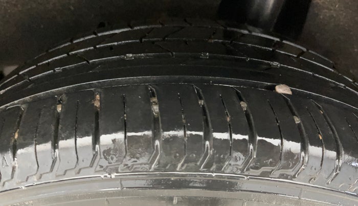 2019 Maruti Baleno ZETA PETROL 1.2, Petrol, Manual, 17,551 km, Left Rear Tyre Tread