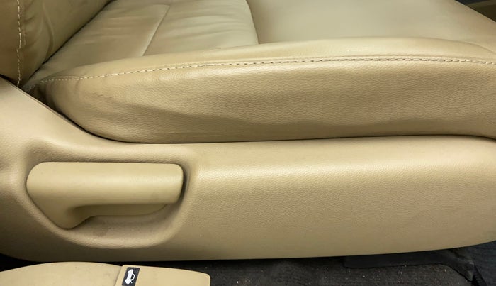 2012 Honda City 1.5L I-VTEC E MT, Petrol, Manual, 35,080 km, Driver Side Adjustment Panel