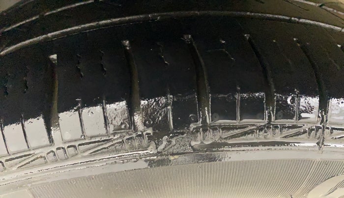 2013 Ford Figo EXI 1.2 PETROL, Petrol, Manual, 80,773 km, Right Rear Tyre Tread