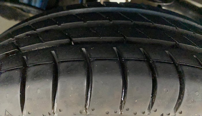 2015 Maruti Alto K10 VXI AMT, Petrol, Automatic, 64,562 km, Left Rear Tyre Tread