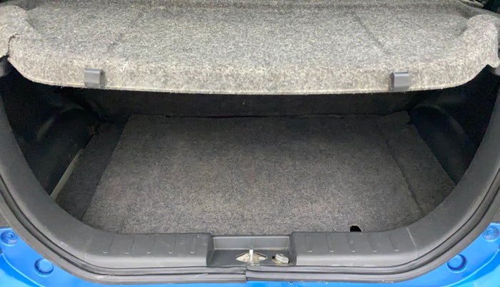 2015 Maruti Alto K10 VXI AMT, Petrol, Automatic, 64,562 km, Boot Inside