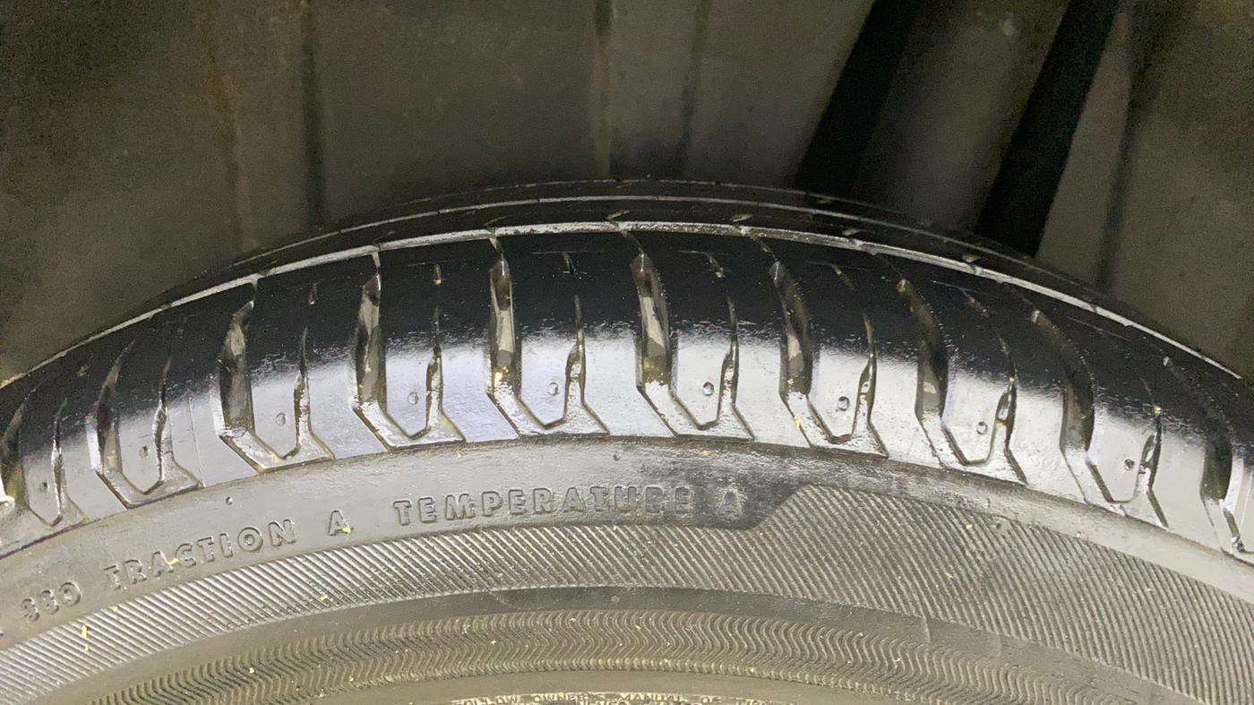 2019 Maruti XL6 ALPHA AT, Petrol, Automatic, 56,222 km, Left Rear Tyre Tread