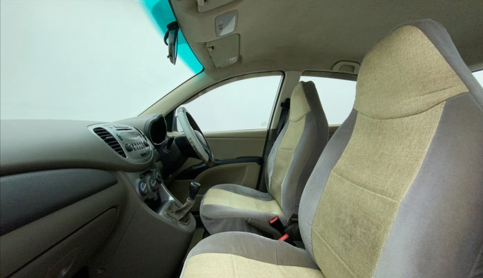2012 Hyundai i10 SPORTZ 1.2, CNG, Manual, 91,832 km, Right Side Front Door Cabin