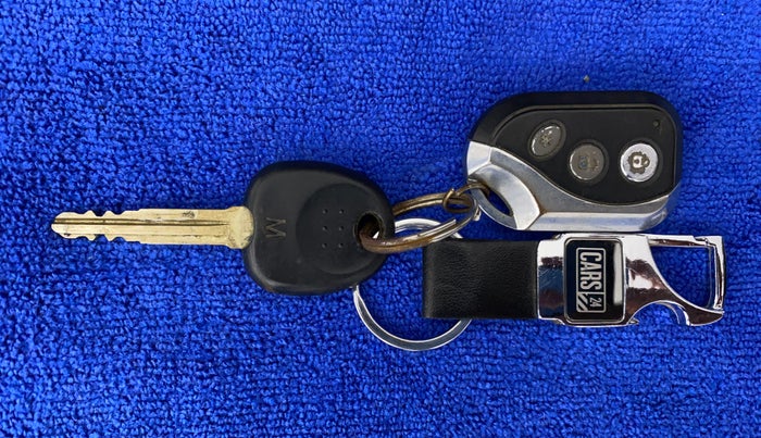 2012 Hyundai i10 SPORTZ 1.2, CNG, Manual, 91,832 km, Key Close Up