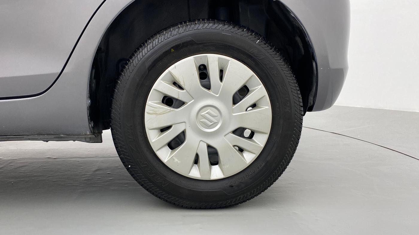 2013 Maruti Swift VXI D, Petrol, Manual, 71,062 km, Left Rear Wheel