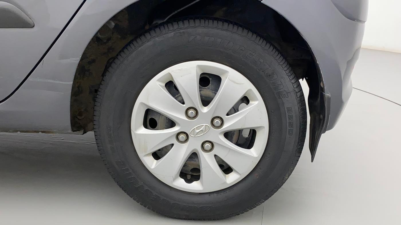 2010 Hyundai i10 MAGNA 1.2, Petrol, Manual, 56,373 km, Left Rear Wheel