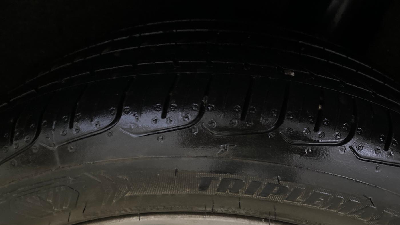 2016 Maruti Baleno ALPHA PETROL 1.2, Petrol, Manual, 43,896 km, Left Rear Tyre Tread